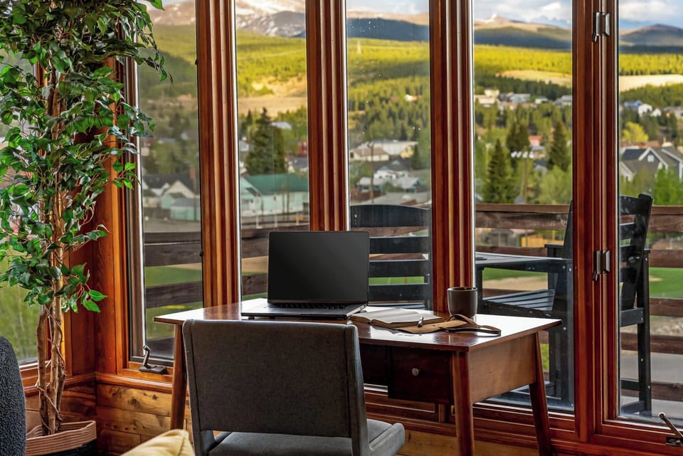 【Workspace】 400+ Mbps WiFi and this view — remote work has never looked like this