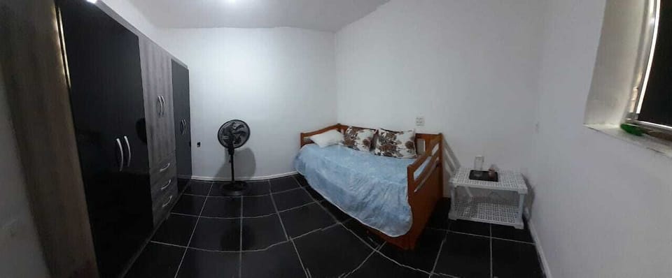 Basic Room | Bed sheets