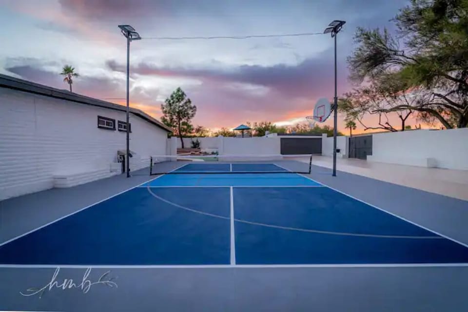 Sport court