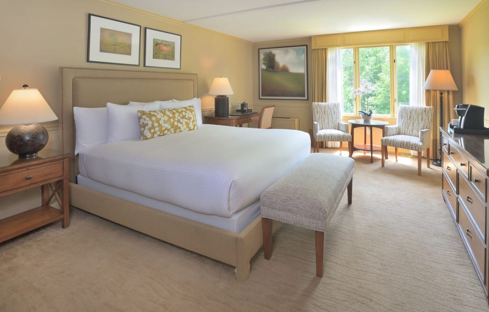 Premium bedding, Tempur-Pedic beds, in-room safe, desk