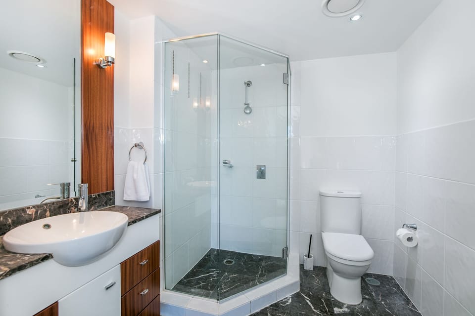 Ensuite