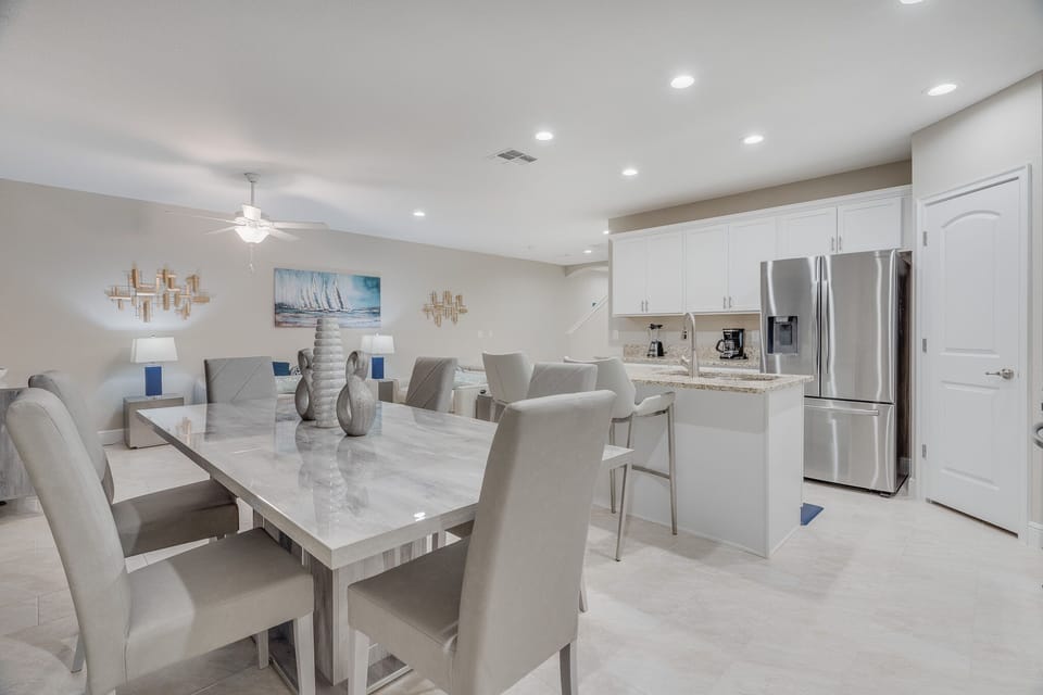 Large Dining area with adjacent bar stools for extra seating