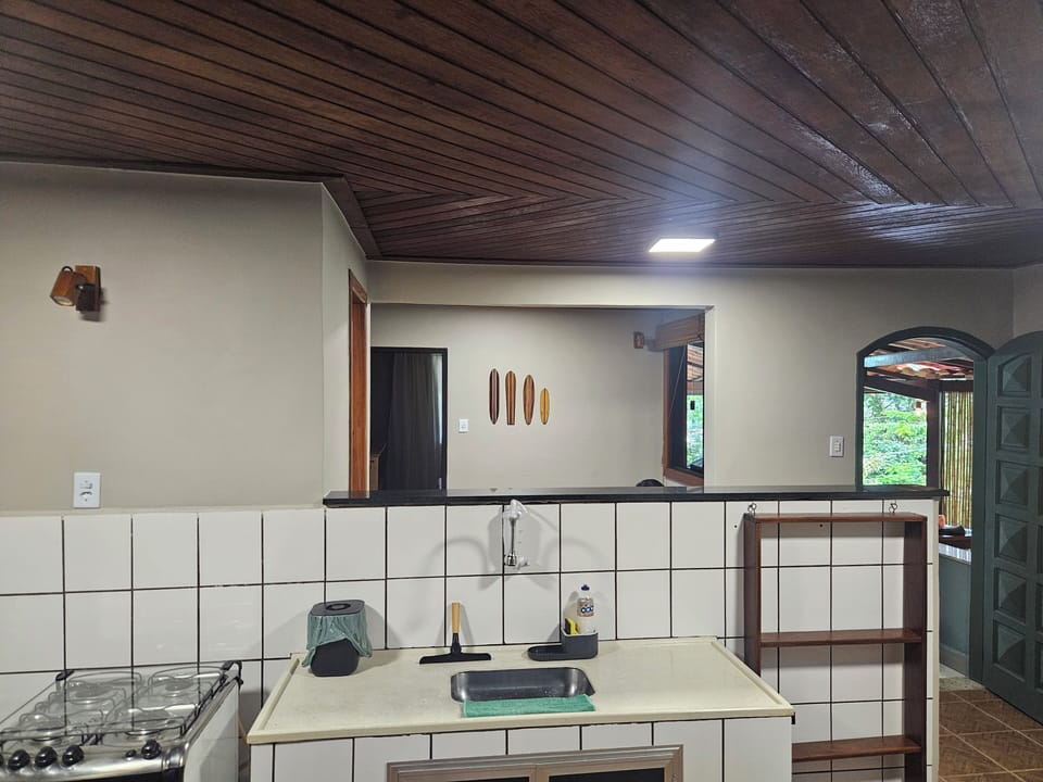 CASA panorâmica, 2 quartos, para não fumantes, vista para a montanha | Private kitchen | Oven, cookware/dishes/utensils, eco-friendly cleaning products