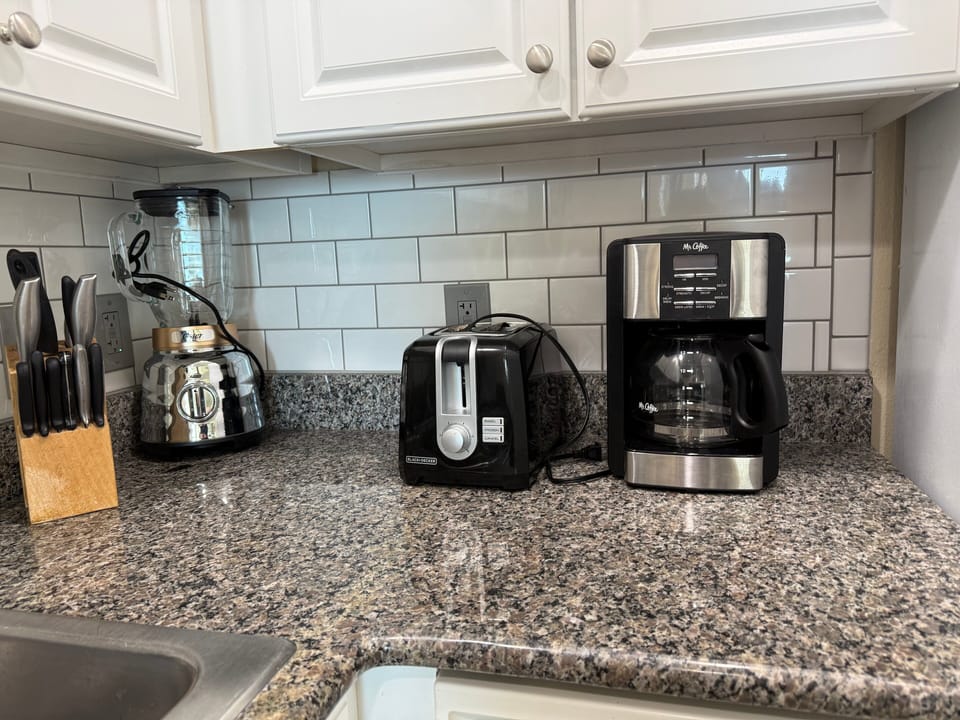 Blender, Toaster and Coffee pot