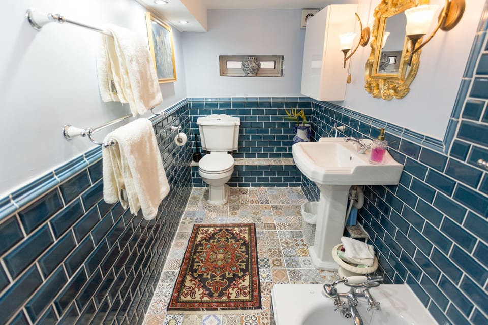 Free toiletries, hair dryer, bidet, towels