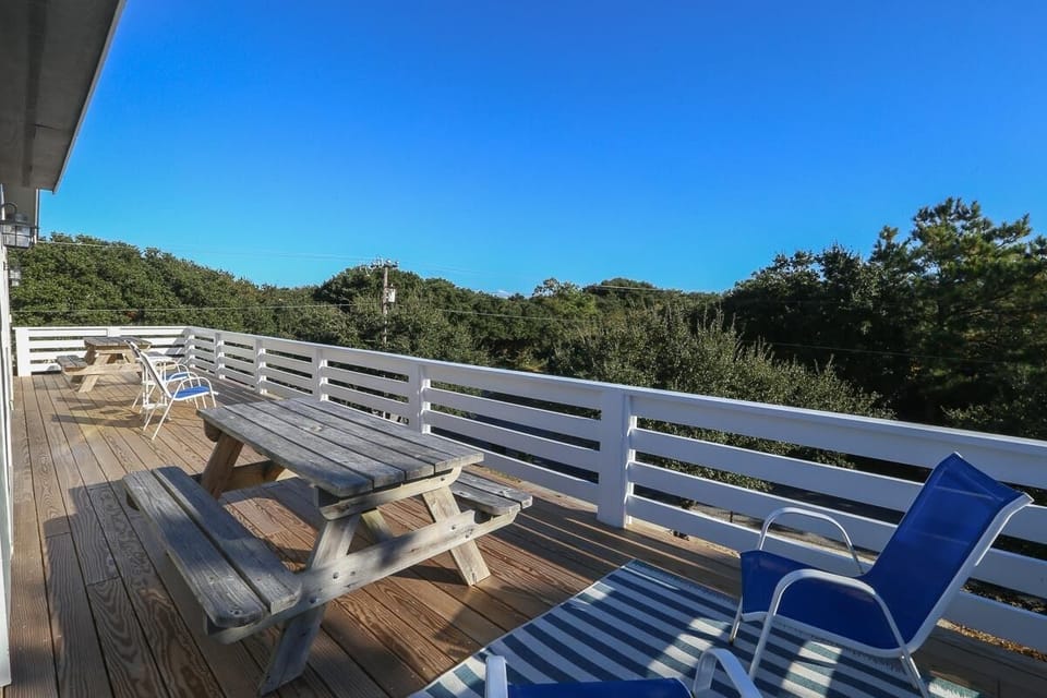 Sun Deck 2021