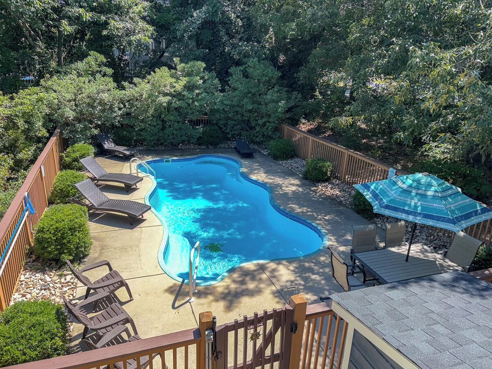 Private Pool Area 2025