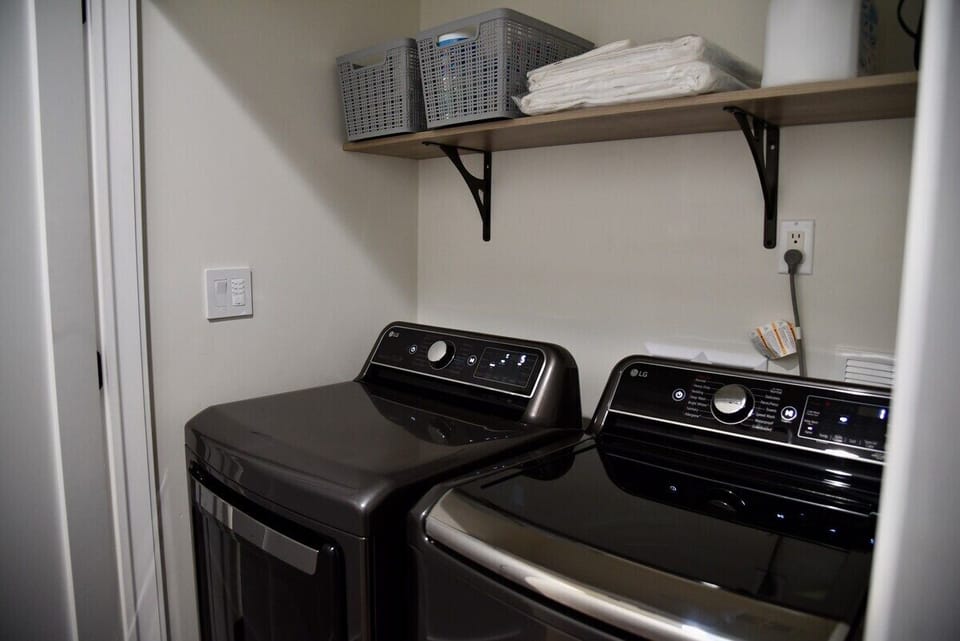 Full-size washer & dryer
