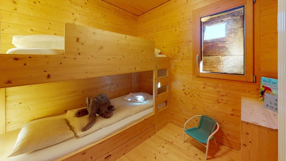 children's bedroom