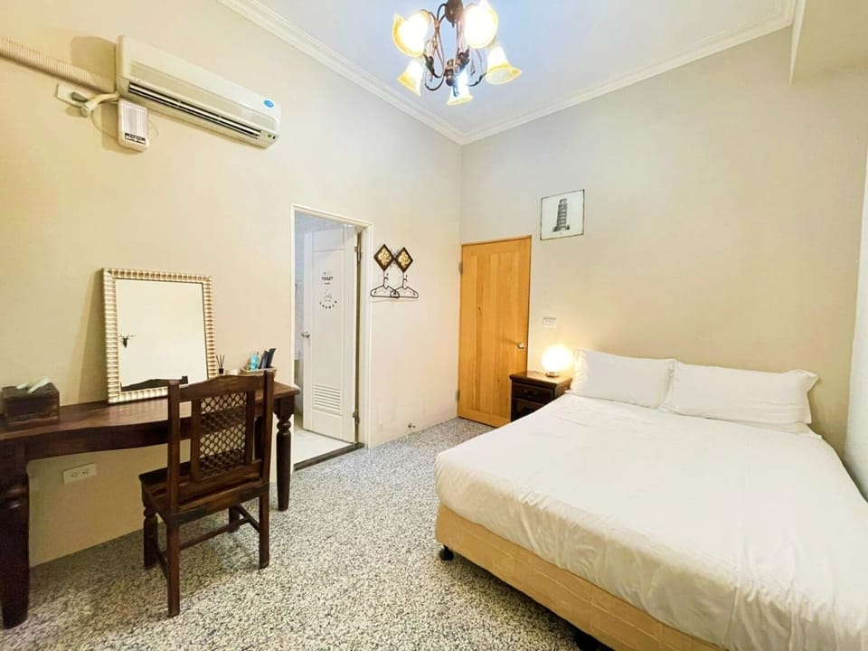 Comfort Room | Free WiFi