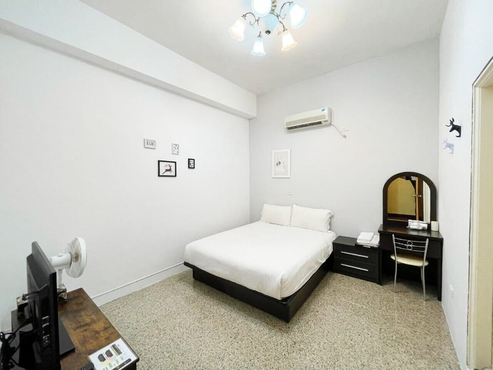 Basic Room | Free WiFi