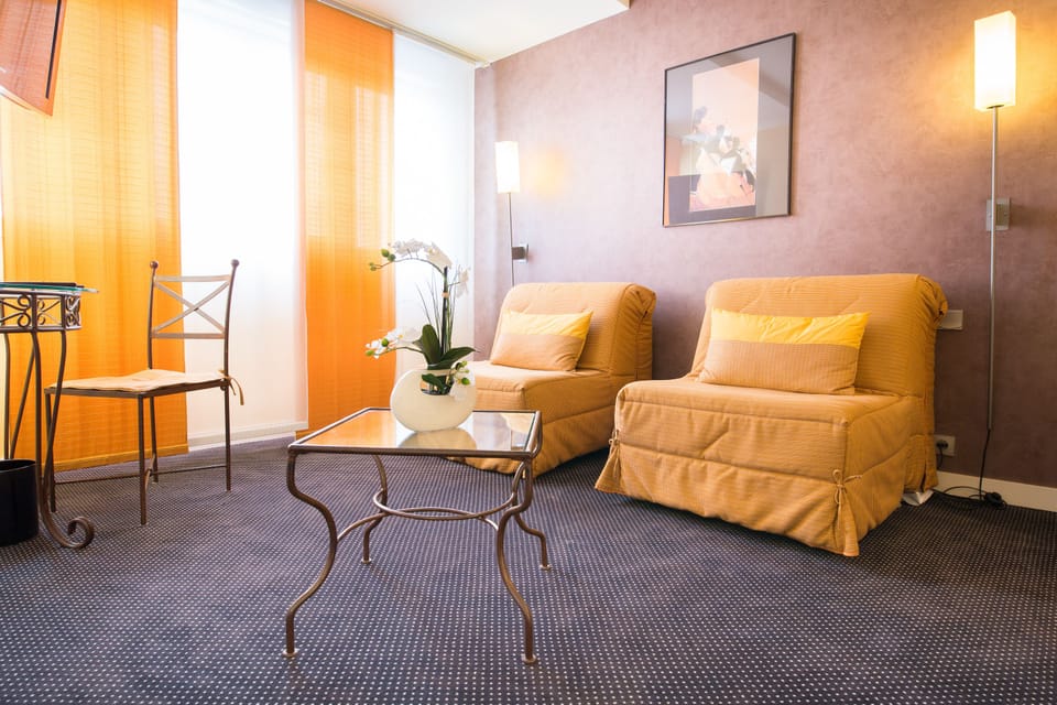 Suite, 1 King Bed | Premium bedding, in-room safe, individually decorated