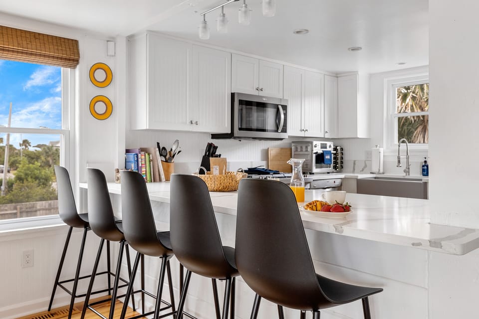 Sandy Dog Beach House | Beach Access