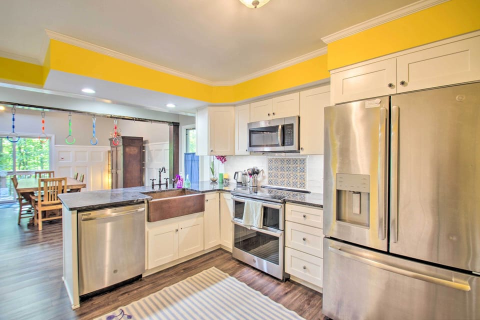 Kitchen | Stainless Steel Appliances