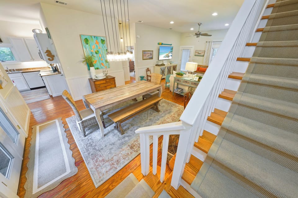 STAIRCASE LEADING TO SECOND LEVEL  LOFT AND LIVING AREA