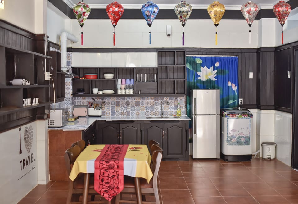 Dinning area and fully equipped kitchen..