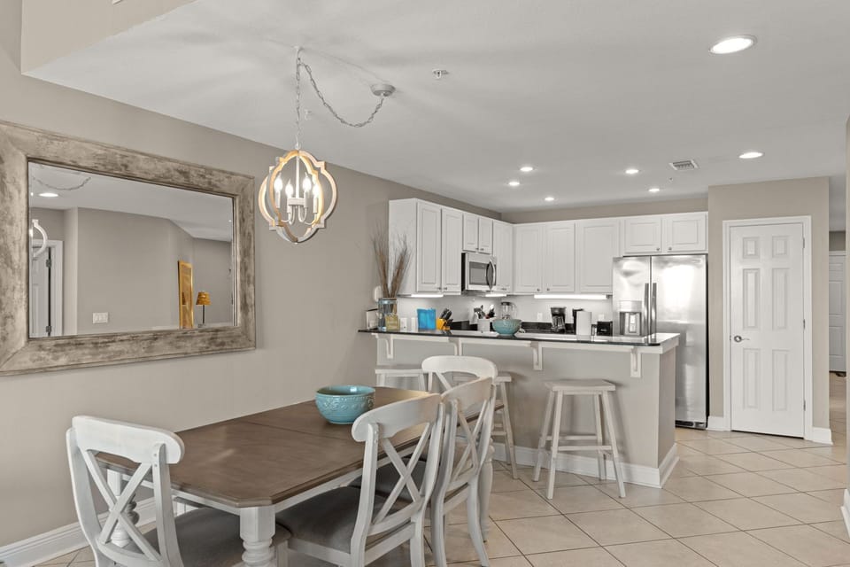 Picture yourself preparing meals in this bright, fully-equipped kitchen or enjoying coffee at the breakfast bar.