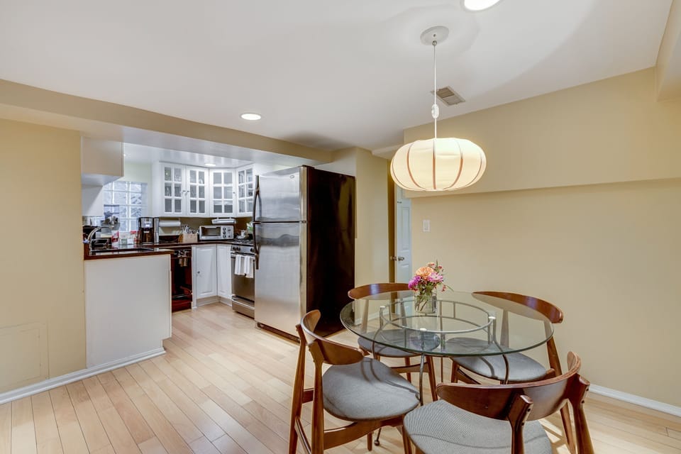Flooring, Hardwood, Floor, Chair, Furniture