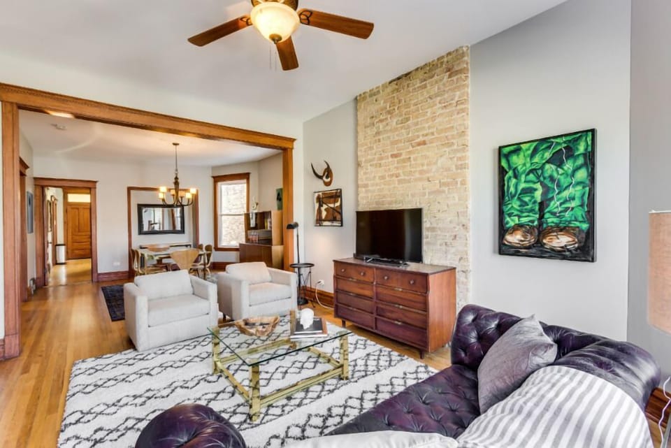 Ceiling Fan, Furniture, Rug, Living Room, Indoors