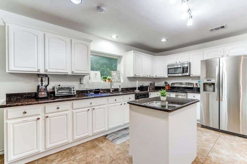 Big open kitchen!
