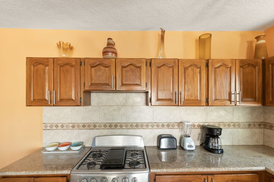 Condo - Image 11