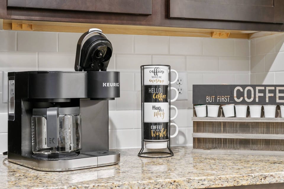 Keurig Dual Coffee Maker - either Fresh Brew with Coffee Grounds or use Pods
