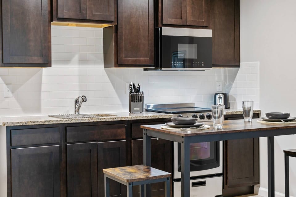 Cabinet Storage - Pub Top Dining