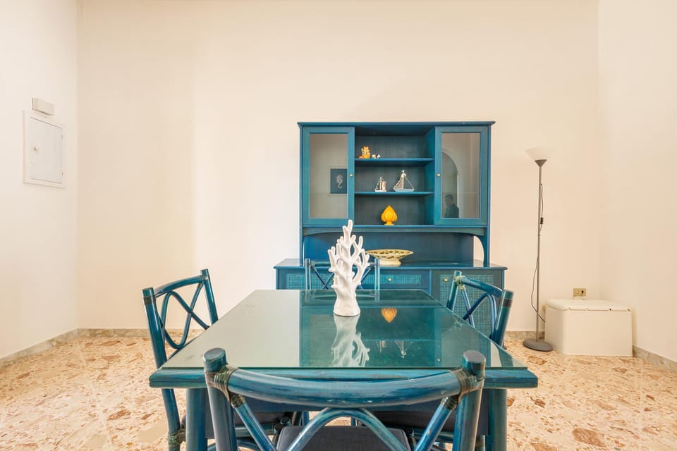 Apartment | Dining room