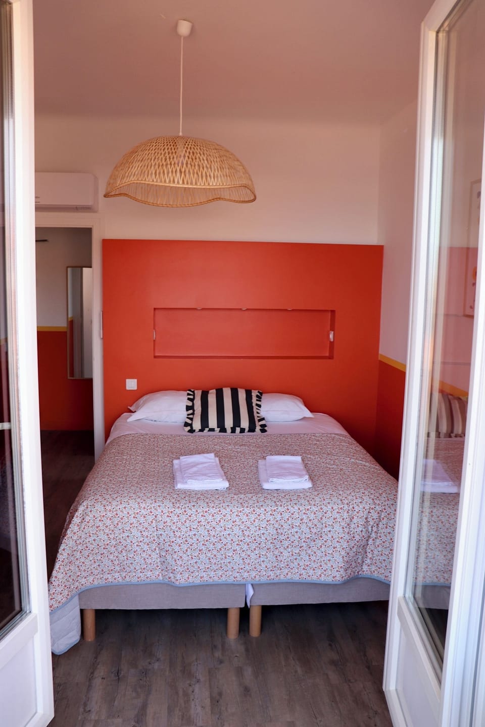 Double Room Ocean | In-room safe, desk, iron/ironing board, free cribs/infant beds