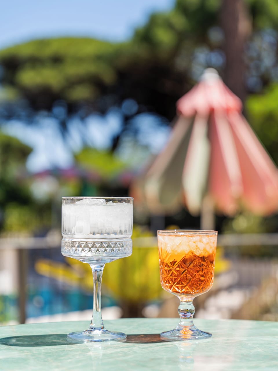 Poolside bar