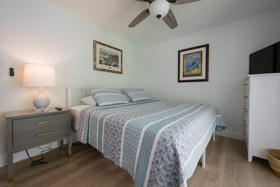Twin bedroom (in this picture twins converted to a king bed...your choice).