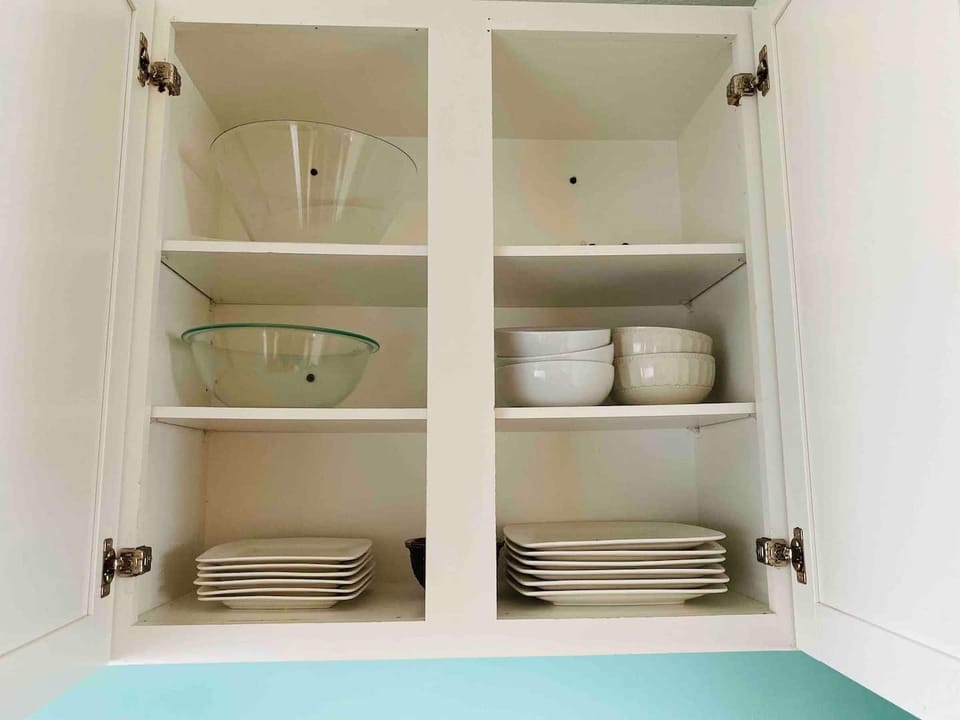 Fully equipped kitchen. 