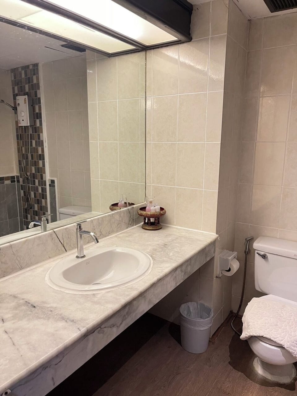 Standard Twin Room | Bathroom