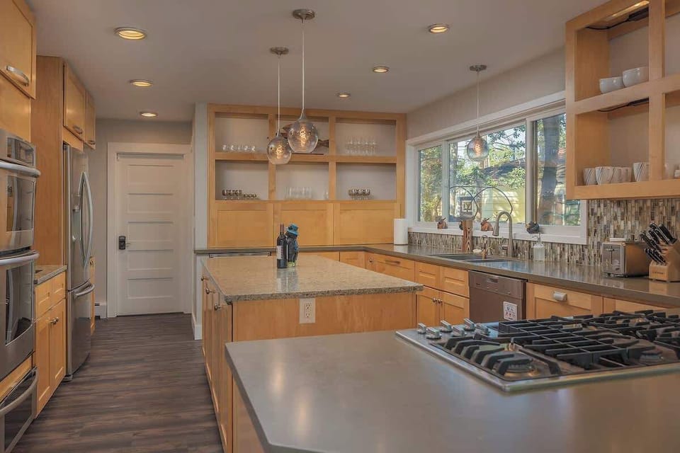 Kitchen for all the chefs in the group:)