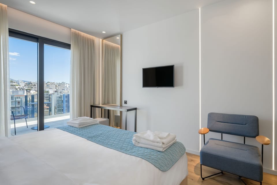 Executive Suite with Balcony | Terrace/patio