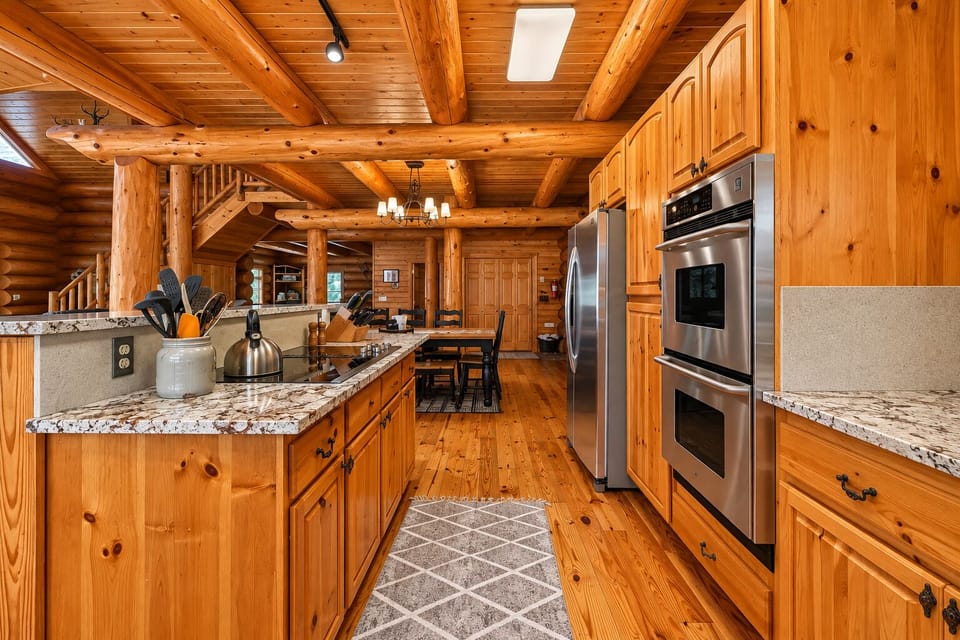 Full Kitchen includes double ovens, dishwasher and coffee station (1)