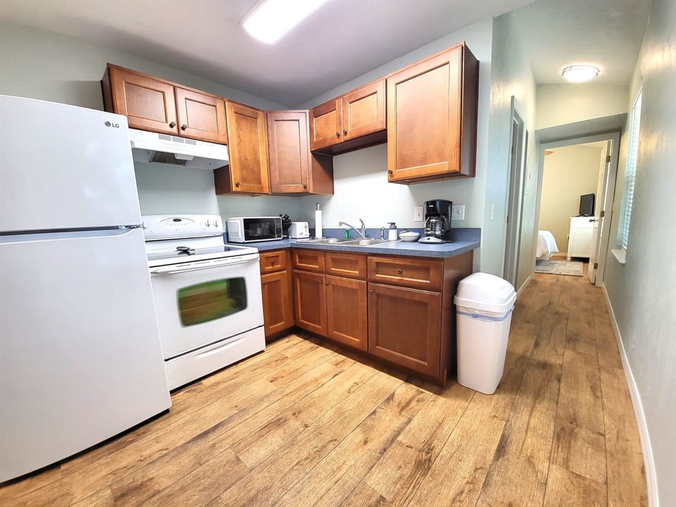 Fully Stocked Kitchen