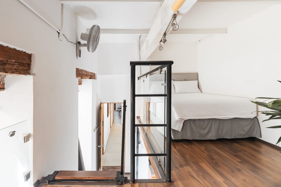 Fernando Andriacci (Private Loft) | Premium bedding, in-room safe, blackout drapes, free WiFi