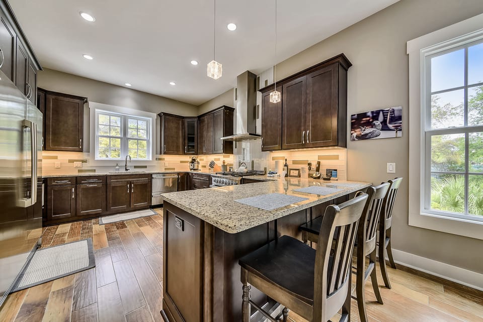 Work space or extra seating in dining room