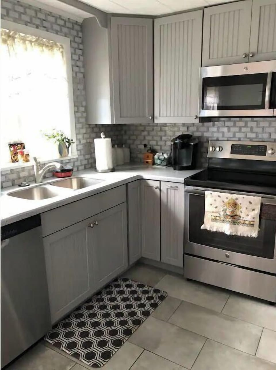 Bright kitchen