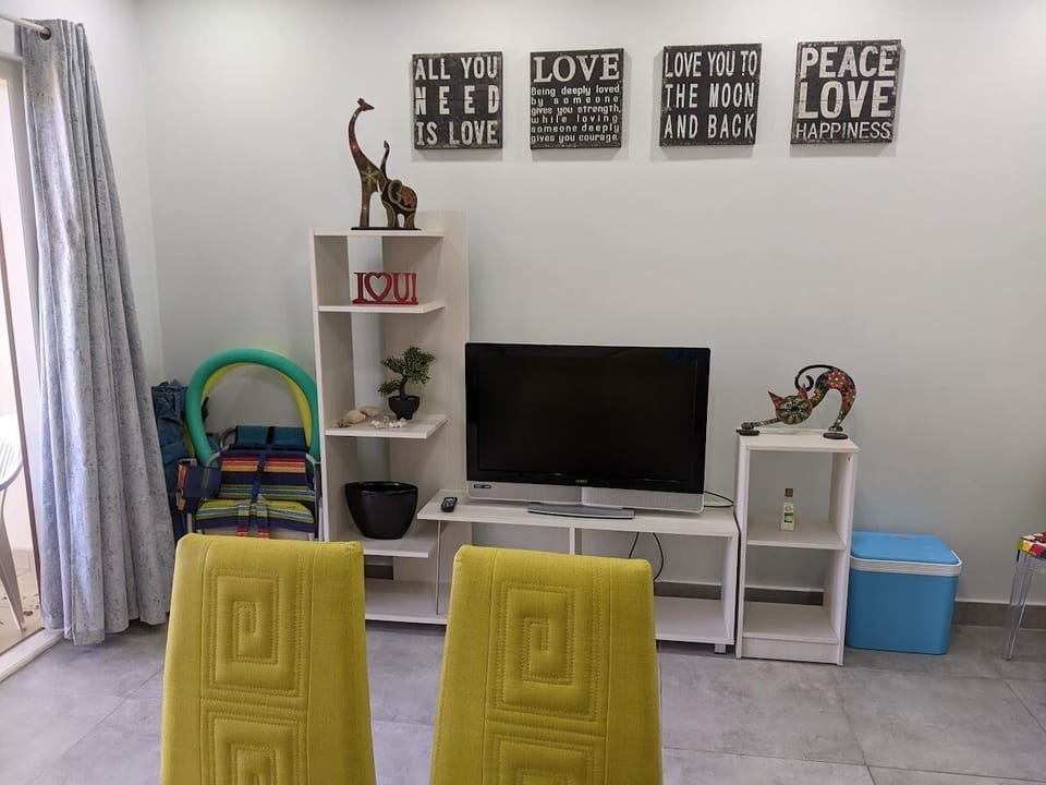Living Room TV / Beach Chairs
