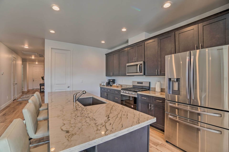 Kitchen | Main Level | Keurig Coffee Maker