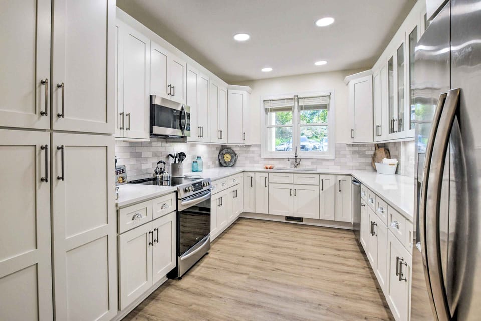 Kitchen | Cooking Basics | Spices | Crockpot | Blender | Toaster Oven