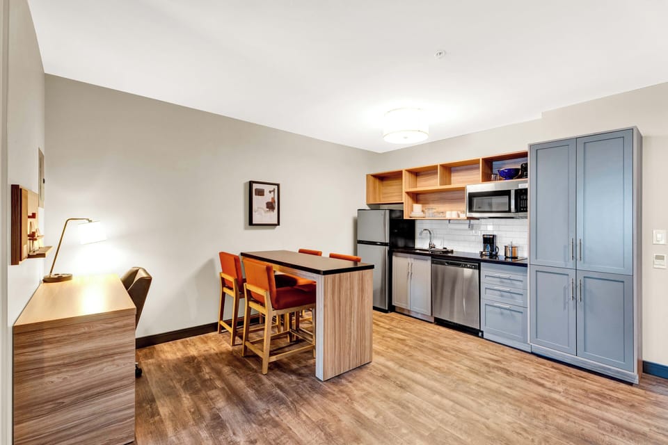 1 bedroom, desk, soundproofing, iron/ironing board