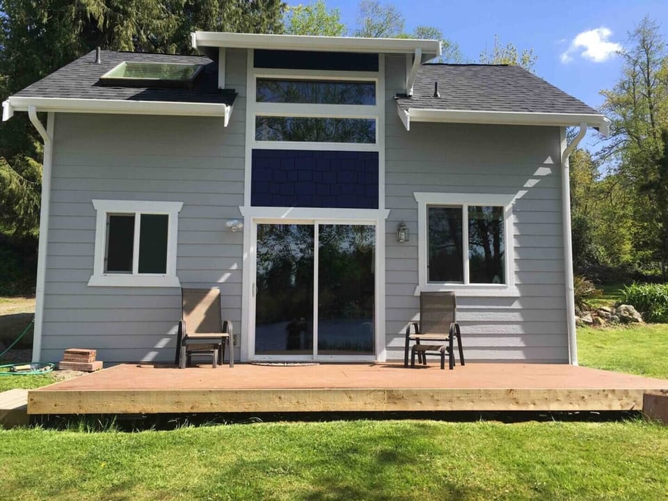 The Lakefront Bungalow offers all of the cozy comforts of home with the added bonus of creating a wonderful escape from daily life and a lake just outside your door! 