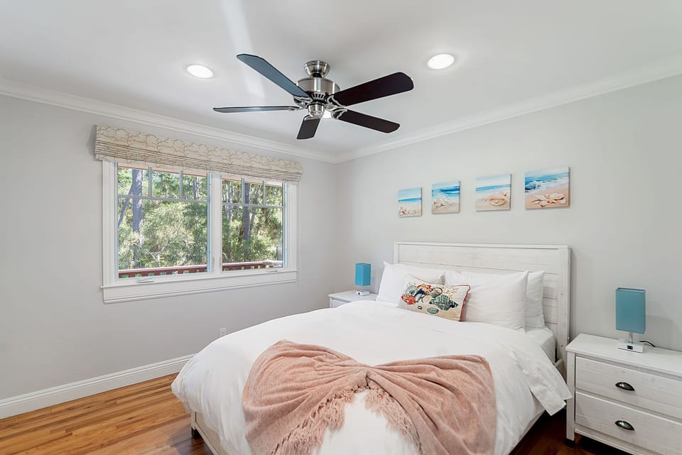 Bedroom #3, Queen Bed