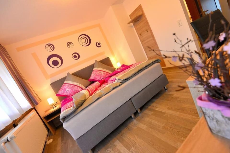 Comfort Double Room, Balcony | Hypo-allergenic bedding, blackout drapes, soundproofing, free WiFi