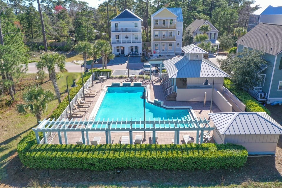 Pool is right around the corner from the house!
