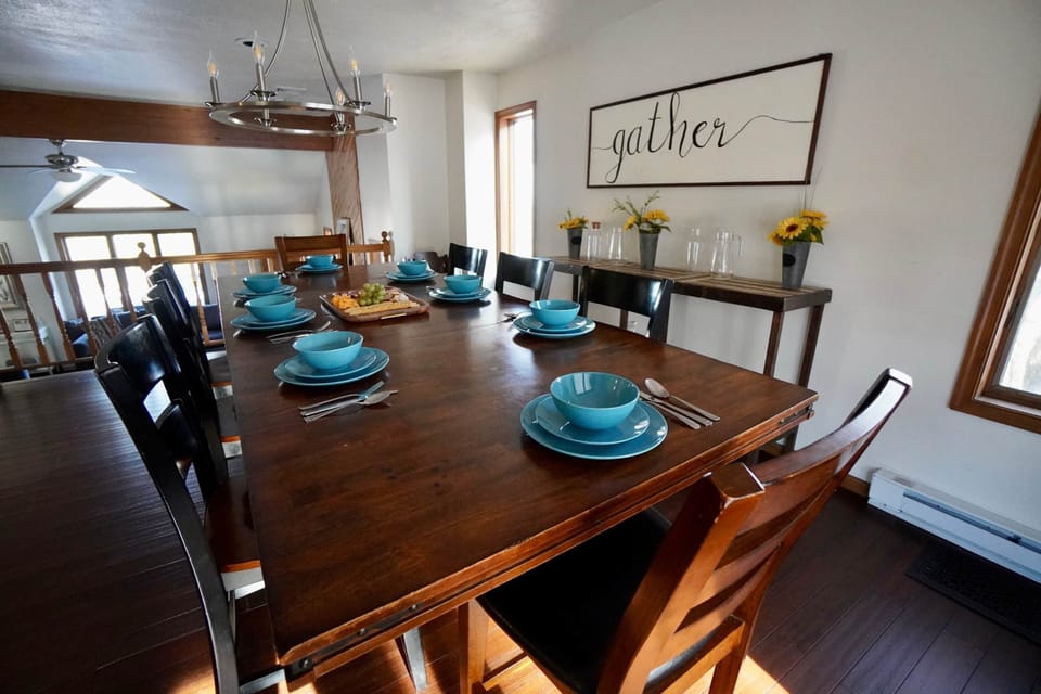Dining Room (2)