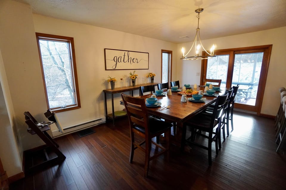 Dining Room (1)
